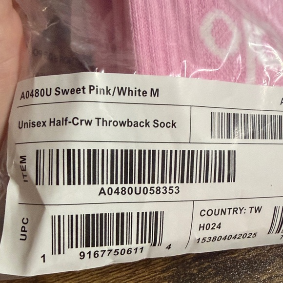 ALO Yoga Pink Casual Half-Crew Socks - Picture 3 of 3